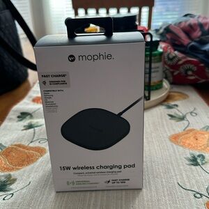 Mophie 15W Wireless Charging Pad